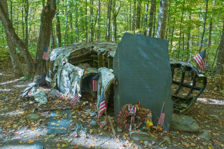 color wreck with stone